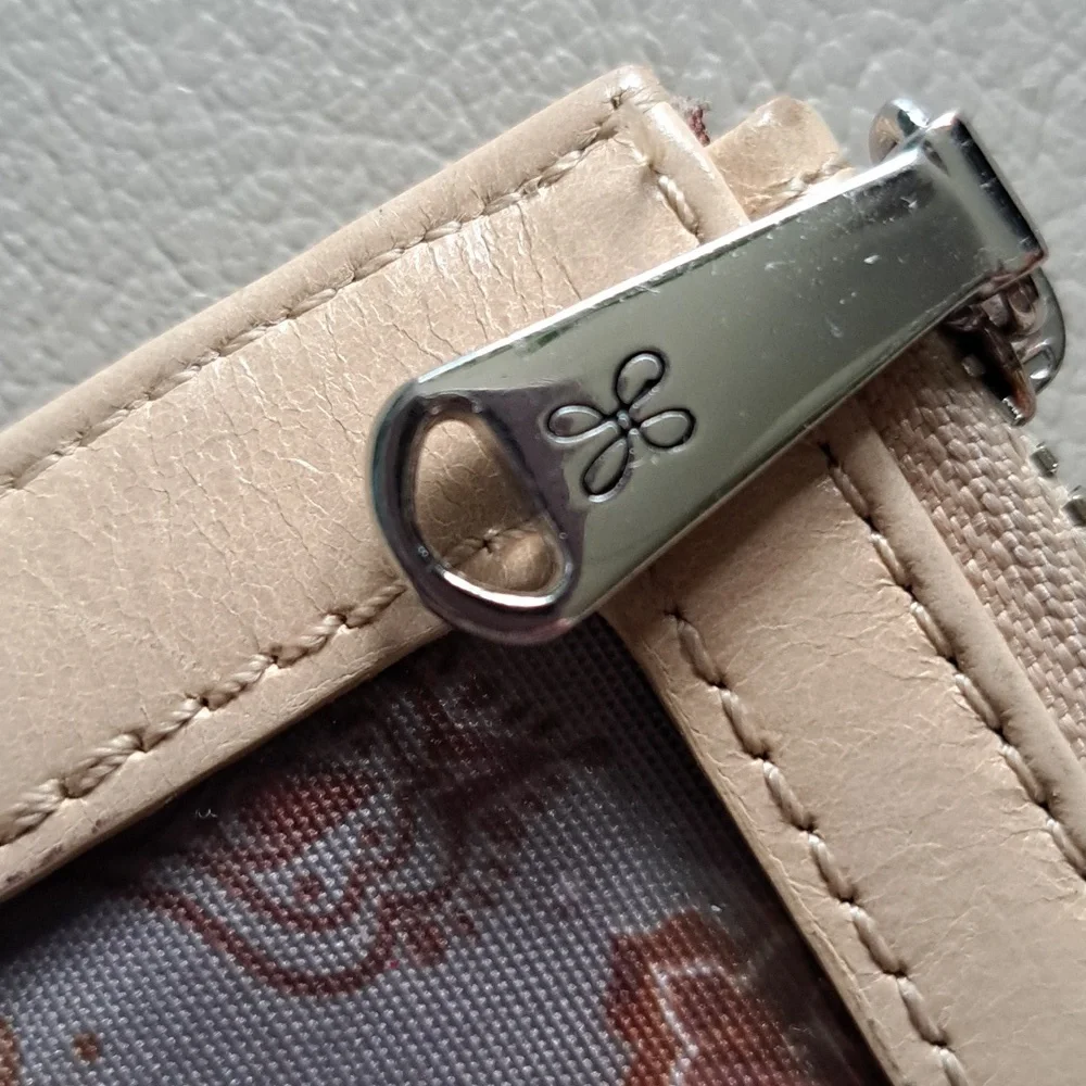 Hobo Beige Card Holder
